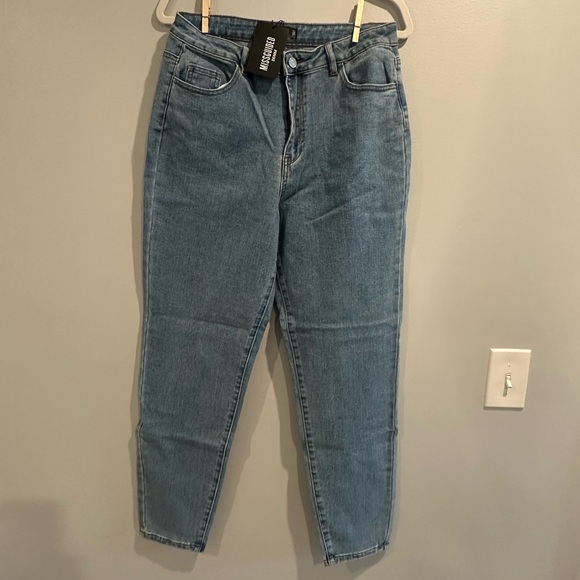 Missguided Denim - Missguided High Waisted Comfort Stretch Mom Jean Size 14r